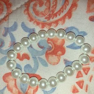 pearl bracelet 😍